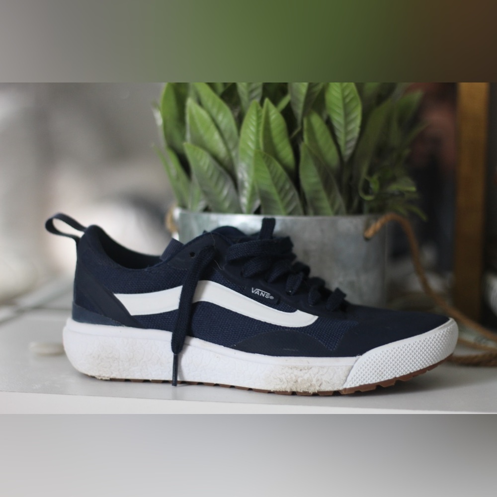 Vans size 6